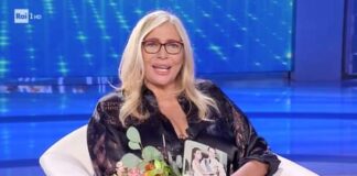 E’ tornata su Rai1 dopo le ore 14…, oggi 13 dicembre 2020 “Domenica In’… in diretta dagli Studi ‘Fabrizio Frizzi’ di Roma e condotta da Mara Venier