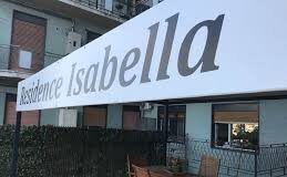 Il 23 dicembre, vennero effettuati i tamponi molecolari per il rilevamento del #Coronavirus (in seguito al trasferimento in ospedale, nello stesso giorno, dei primi 3 anziani che mostravano chiari sintomi)… presso la Casa di Riposo Isabella di viale della Liberta’ a Messina… ed oggi è arrivato l’esito