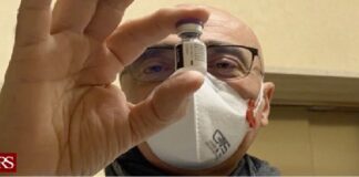 Sono state complessivamente 200 le persone ad aver ricevuto… dal 27 dicembre 2020…, il vaccino anti Covid nei quattro Centri di somministrazione allestiti a Palermo presso il Policlinico Giaccone e negli ospedali Civico, Villa Sofia-Cervello e Villa delle Ginestre