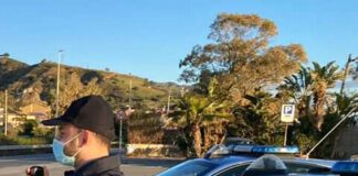 I poliziotti delle Volanti, impegnati nel controllo del territorio, hanno proceduto ieri all’arresto, in flagranza, di un cinquantaseienne messinese, con numerosi precedenti di polizia a suo carico