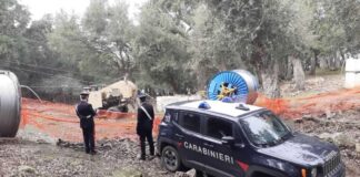 Il 30 settembre 2020, a Caronia, in contrada Piano Buffi, Villareale Paolo, 37enne, operaio della ditta “Sirti Energia SPA”, durante i lavori di manutenzione della linea elettrica ad alta tensione Caracoli/Milazzo, perdeva la vita folgorato da una scarica elettrica, verosimilmente trasmessa da un cavo