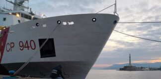 A Messina: sono stati sequestrati e rigettati in mare 4000 ricci (pescati illecitamente), dai militari della Capitaneria di Porto-Guardia Costiera ricci sequestrati