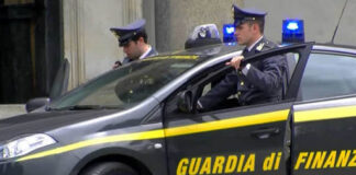 I Militari del Comando Provinciale della Guardia di Finanza di Reggio Calabria e del Servizio Centrale Investigazione Criminalità Organizzata, con il coordinamento della locale Procura della Repubblica – Direzione Distrettuale Antimafia, diretta dal Procuratore Capo Giovanni Bombardieri, hanno dato esecuzione ad un provvedimento di sequestro di beni per un valore complessivo stimato in circa 700.000 euro