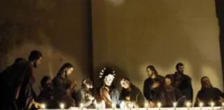 Oggi, nella giornata del venerdì Santo, le Amministrazioni comunali di Messina, Francavilla Fontana (Brindisi) e Tarragona (Spagna) attraverso la realizzazione di un video intendono offrire un momento di condivisione e riflessione tra le tre città sui secolari riti della Settimana Santa