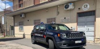 Nei giorni scorsi in esecuzione di distinti ordini di carcerazione emessi dalla Procura Generale della Repubblica presso la Corte D’Appello di Messina, i Carabinieri della Stazione di Roccella Valdemone hanno arrestato tre persone, già note alle forze dell’ordine, tutte ritenute responsabili del reato di furto aggravato in concorso in abitazione