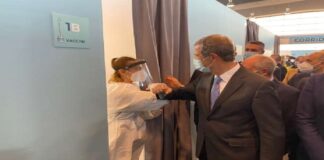 «Dobbiamo compiere uno sforzo corale in Sicilia per tornare a fare decollare la vaccinazione con AstraZeneca…, concordo con le parole del capo della Protezione civile Curcio… non possiamo fare prevalere i timori»