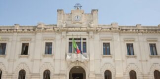 «La situazione, proprio per la sua delicatezza, è seguita con la massima attenzione e che, quindi, nei limiti consentiti dall’ordinamento e laddove se ne configurino i presupposti, saranno attuati tutti i dovuti interventi»