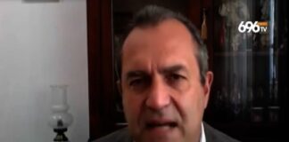 Perdono altri pezzi in Consiglio comunale a Napoli, Giggino e deMa