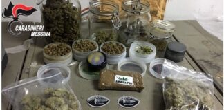 I carabinieri di Patti hanno arrestato, in flagranza di reato, S.N., 31enne di Ficarra, già noto alle forze dell’ordine, ritenuto responsabile del reato di detenzione ai fini di spaccio di sostanze stupefacenti