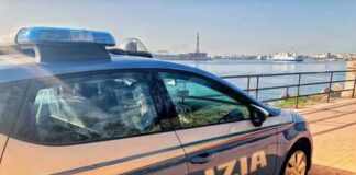 Questa notte 350 operatori della Polizia di Stato di Messina sono stati impegnati in una vasta azione anticrimine che ha portato all’esecuzione di 52 misure cautelari emesse a carico di altrettante persone ed al sequestro di beni mobili, immobili ed altre utilità economiche