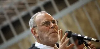 Il procuratore della Repubblica di Milano, Francesco Greco, ha depositato stamani al procuratore generale milanese Francesca Nanni la relazione sul caso dei verbali resi ai pm del suo ufficio dall’avvocato siciliano Piero Amara (ex legale esterno all’Eni che ha patteggiato una pena per corruzione in atti giudiziari)