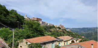 E’ il primo intervento di questo genere ed è stato programmato per mettere in sicurezza il versante sud del centro abitato…, di Naso un Paese della provincia Messinese