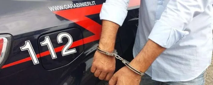 arresto-carabinieri-manette