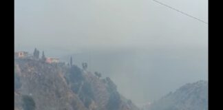 Un vasto incendio si sta verificando in questi minuti tra Taormina e Giardini Naxos