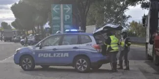 Gli agenti della Sezione di Polizia Stradale di Messina – nell’ambito di un’intensa attività operativa finalizzata a verificare la corretta applicazione, da parte delle aziende di trasporto pubblico locale, della normativa riguardante i periodi di guida e riposo – ha proceduto, con l’ausilio dell’Ispettorato Provinciale del Lavoro, ad effettuare ispezioni presso alcune ditte che operano nel settore dei servizi di trasporto di linea di persone su strada mediante autobus