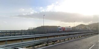 E’ stata disposta, l’uscita obbligatoria allo svincolo di Messina Centro con rientro a quello di Gazzi, dalle ore 23.00 di martedì 8 alle ore 06.00 di mercoledì 9 giugno e dalle dalle ore 23.00 di mercoledì 9 alle ore 04.00 di giovedì 10 giugno