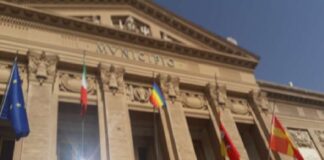 Il Comune di Messina, nel sostenere le iniziative che le Associazioni e gli Enti hanno promosso per prevenire, contrastare e superare le discriminazioni per orientamento sessuale e identità di genere, e in qualità di partner della rete Re.a.dy – Rete italiana delle Regioni, Province autonome ed Enti, ha aderito per il tramite dell’Assessore alle Pari Opportunità Laura Tringali, alla Giornata mondiale dell’orgoglio LGBTQIA+ e più in generale al Pride Month