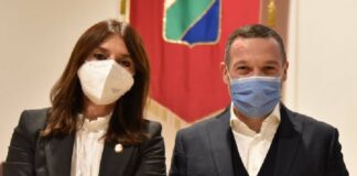 E’ stata approvata, nel corso della seduta odierna del Consiglio regionale, la proposta di legge nazionale istitutiva dell’Ispettorato delle Funzioni sociali elaborata dal Presidente del Consiglio regionale, Lorenzo Sospiri e dalla Garante per l’Infanzia e l’Adolescenza Maria Concetta Falivene