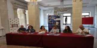 Nella mattinata di oggi nei prestigiosi locali del Foyer del Teatro Vittorio Emanuele, è stato presentato alla stampa il “Premio Messina Cinema 2021”, che si svolgerà 1° agosto al Teatro Vittorio Emanuele di Messina, organizzato da Messina Progetto Arte e patrocinato da Regione Sicilia Assessorato Turismo – Assemblea Regionale Siciliana – Fondazione Tao Arte – Università degli Studi di Messina e Dams dedicato quest’anno alla memoria di Nino Manfredi, nel centenario della nascita