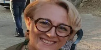 La XX^ edizione…, relativa al corrente anno 2021… del Premio Diaristico (Filippo Maria Tripolone), voluto dalla Signora Ada Nunzia De Cola per ricordare il figlio tragicamente scomparso ed organizzato dall’Associazione socio-culturale La Lanterna bianca, si è tenuto lo scorso 10 luglio presso la sede dell’omonimo sodalizio associativo nella frazione San Cataldo del comune di Motta Camastra (ME)