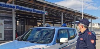 I poliziotti della polizia di Stato…, sono intervenuti la scorsa notte, in una zona non distante dalla stazione centrale di Palermo