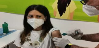 Secondo i dati dell’OMS il 10% della popolazione globale soffre di belenofobia o paura dell’ago: da oggi arrivano a Messina le siringhe senza ago che consentiranno alle persone agofobiche di ricevere la somministrazione attraverso un innovativo strumento che è stato presentato dopo le 11.30 all’ex Fiera dal commissario per l’emergenza covid Alberto Firenze e da Arturo Maravigna, responsabile dell’azienda Gamastech che ha l’esclusiva per tutta l’Europa (www.gamastech.com)