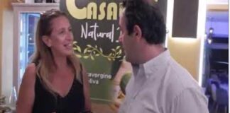 Avrà avuto, un intenso profumo di limone seccagno e di more selvatiche il corso principale di Taormina, durante la tre giorni che ha visto le aziende appartenenti alla Salamone Sinergy Groop, di cui è presidente il giovane manager Placido Salamone, in collaborazione con alcuni comuni dei Nebrodi, impegnate in una importante operazione di Marketing territoriale dei prodotti enogastronomici della Valle dell’Halesa, in una delle capitali del turismo in Sicilia