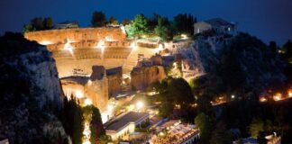 Con una produzione kolossal, in coproduzione con il Teatro Astra di Malta (Gozo), il Festival Lirico dei Teatri di Pietra farà tappa presso la “perla dello Jonio” con ospite d’eccezione il Ministro maltese Clint Camilleri