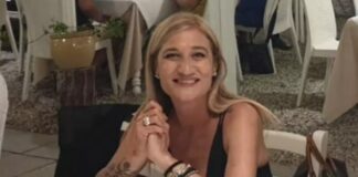 “Questo il volto di Giusy Bruzzese, 45 anni, aveva tanti sogni e belle speranze che, in pochi attimi, sono svaniti via per sempre nell’ennesimo incidente mortale sul famigerato asfalto della strada Statale 106…”