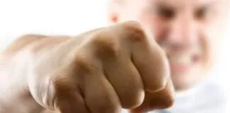 San Giovanni (Roma): gli operatori della Polizia di Stato…, hanno arrestato un cittadino romeno per lesioni aggravate