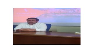 “Da domani entra in vigore l’obbligo del green pass… ci adegueremo anche a questo che rappresenta al momento l’unica strada percorribile per contenere la pandemia e dunque evitare ulteriori chiusure forzate alle attività già duramente colpite dal lockdown”