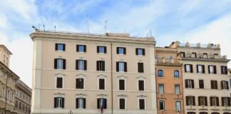 Anche quest’anno, sulla base delle disposizioni impartite dal Comando Provinciale di Roma sono stati intensificati i servizi per prevenire e contrastare i reati tipici di questo periodo