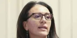 “Ancora una volta, in queste ore, ci troviamo di fronte a drammatici fatti di violenza maschile consumati contro le donne”