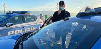 Alcuni appartenenti alla Sezione Volanti, hanno eseguito l’ordinanza di custodia cautelare in carcere, emessa dal Tribunale di Messina, a carico di un trentatreenne messinese