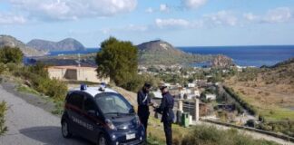 Nel corso dell’ultimo week end, nell’ambito del piano dei servizi straordinari estivi, i Carabinieri della Compagnia di Milazzo (ME) hanno svolto un servizio di controllo del territorio nell’Isola di Vulcano, finalizzato alla prevenzione ed al contrasto dell’illegalità diffusa