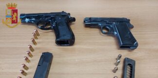 Primavalle (Roma): un 29enne e un 37enne…, sono stati arrestati per porto abusivo d’armi grazie a un sinergico intervento dei componenti di più volanti della Polizia di Stato