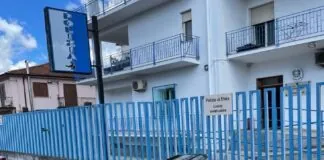 Nei giorni scorsi, in Cittanova, il personale della Polizia di Stato in servizio presso l’Ufficio Prevenzione Generale e Soccorso Pubblico del Commissariato di Taurianova è intervenuto presso l’abitazione di un 29enne, Sorvegliato Speciale di P.S. e pregiudicato