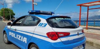 Due provvedimenti, della durata rispettivamente di uno e due anni, sono stati adottati nei confronti di due ventenni messinesi