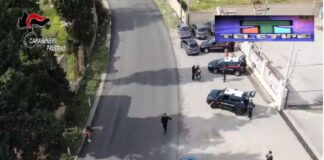 Avrebbero utilizzato il metodo mafioso e la violenza per chiedere la restituzione dei soldi prestati con tassi usurai