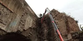 A seguito del distaccamento di materiali dall’Arco di Cristo Re, che hanno interessato la sottostante carreggiata stradale di viale Principe Umberto, il Dipartimento Mobilità Urbana per consentire l’esecuzione gli interventi di messa in sicurezza ha disposto provvedimenti viabili per la regolamentazione della circolazione stradale nel tratto di viale Principe Umberto, compreso tra viale Boccetta e via Dina e Clarenza