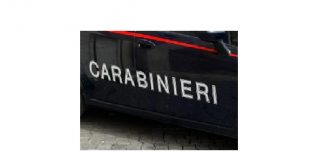 I Carabinieri della Stazione Altarello di Baida hanno eseguito un fermo di indiziato di delitto, emesso dalla Procura della Repubblica presso il Tribunale di Palermo, nei confronti di una 20enne, palermitana