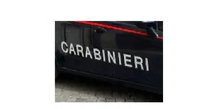 I Carabinieri della Stazione Altarello di Baida hanno eseguito un fermo di indiziato di delitto, emesso dalla Procura della Repubblica presso il Tribunale di Palermo, nei confronti di una 20enne, palermitana