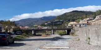 Sono già al lavoro i tecnici della Ghea srl incaricati di effettuare le indagini geologiche, geofisiche e geotecniche che consentiranno di progettare la nuova strada che collegherà Santo Stefano Briga – uno dei popolosi villaggi della città di Messina – con la statale 114, costituendo la tanto invocata via di fuga che fino ad oggi mancava