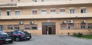 Nell’ultimo week end, in esecuzione di un’ordinanza di aggravamento della misura cautelare emessa dal Tribunale di Messina, i Carabinieri della Compagnia di Messina Sud hanno arrestato il 46enne messinese C.N., già noto alle forze dell’ordine, in atto sottoposto alla misura restrittiva degli arresti domiciliari poiché condannato per i reati di furto aggravato e resistenza a Pubblico Ufficiale