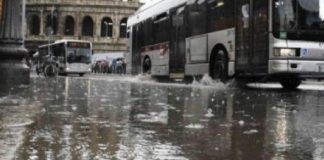 “Il Centro Funzionale Regionale ieri ha reso noto che il Dipartimento della Protezione Civile ha emesso l`avviso di condizioni meteorologiche avverse con indicazione che dal mattino di oggi, sabato 6 novembre 2021, e per le successive 12-18 ore si prevedono sul Lazio… precipitazioni da sparse a diffuse, anche a carattere di rovescio o temporale con quantitativi cumulati generalmente moderati”