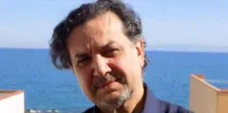 Il noto compositore e pianista messinese Carmelo Mafali è morto oggi ad Ajka, in Ungheria, dove ha avuto delle complicazioni causate dal covid19