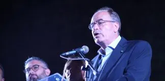 Ieri i giudici del Processo Miramare, sedenti presso il Tribunale di Reggio Calabria hanno emesso la sentenza decidendo le condanne e le assoluzioni: 1 anno e 4 mesi di reclusione per il sindaco Giuseppe Falcomatà, 1 anno a tutti gli altri imputati per “abuso d’ufficio”… assolti invece tutti gli imputati dall’accusa di falso