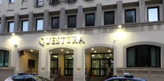 Ieri, gli appartenenti alla Divisione Polizia #Anticrimine della Questura di Reggio Calabria, ad esito di una complessa attività di natura patrimoniale svolta su proposta congiunta della Procura Distrettuale Antimafia – diretta dal Procuratore Giovanni Bombardieri – e del Questore Dott. Bruno Megale hanno dato esecuzione al decreto di #sequestro di beni emesso dal Tribunale Sezione Misure di Prevenzione, presieduto dalla Dott.ssa Pratticò Natina