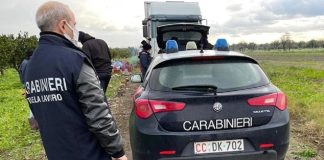 Nel corso delle attività finalizzate all’attuazione delle disposizioni per il contenimento del fenomeno epidemico, i carabinieri della compagnia Acireale hanno svolto un servizio finalizzato alla verifica del possesso della certificazione “green pass” da parte di clienti ed esercenti, nonché del rispetto dei già noti obblighi comportamentali e dell’utilizzo delle mascherine di protezione