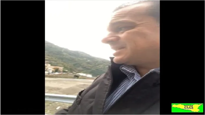De Luca Asini volanti
